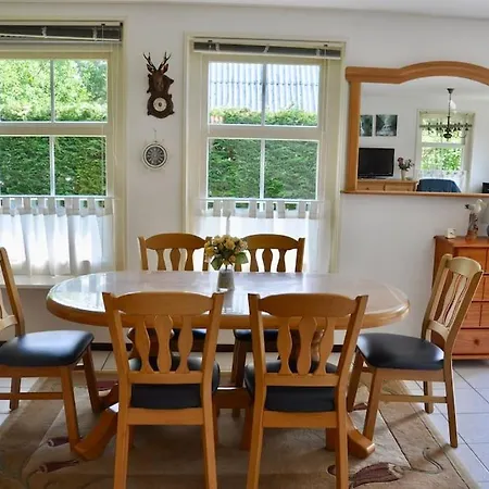 Ferienhaus Duinland 34 *